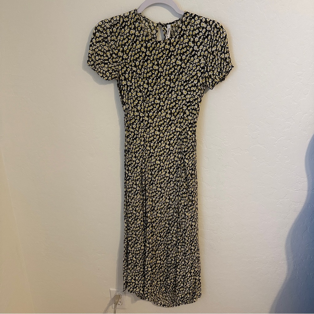 RVCA Black Floral Short Sleeve Backless Midi Dress Size XS - Picture 1 of 7